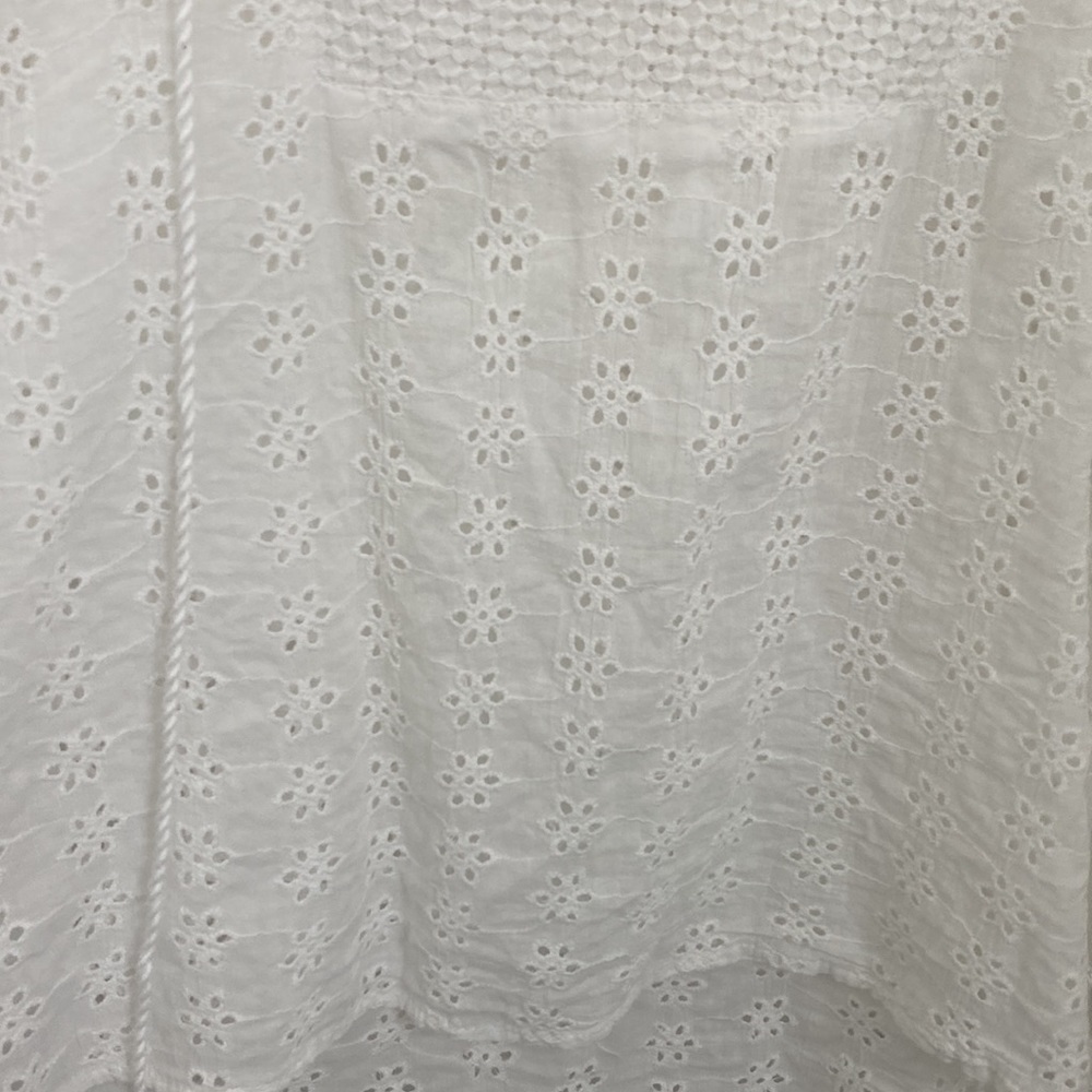 White Spring Top - Picture 3 of 5